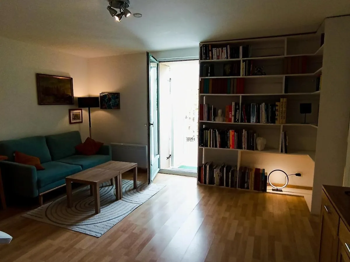 Cozy Independent Studio Roussillon  Frankrig