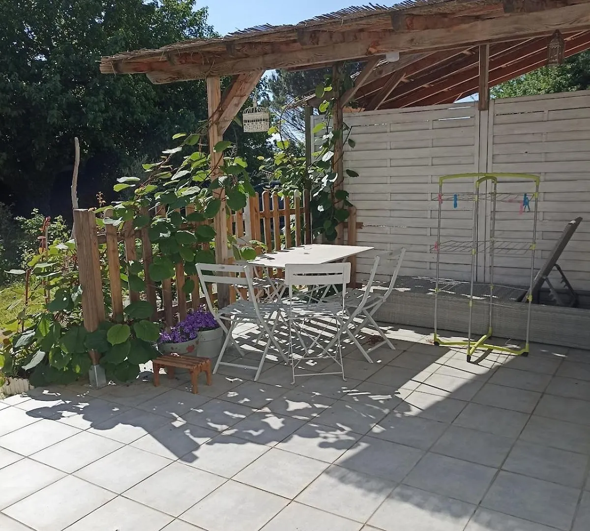 Cozy Independent Studio Roussillon  Frankrig